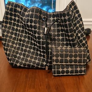 Iconic 90s Black and Cream Geometric Tote with Matching Wallet